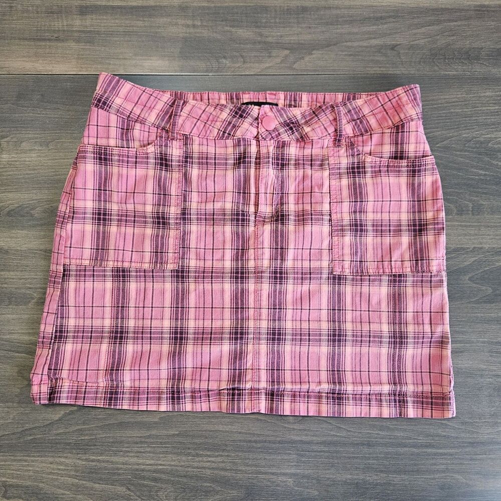 Lee Straight Fit Pink Plaid Utility Skort -Size 12 Medium